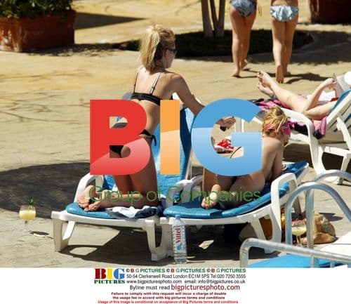 Petta Longstaff and Leah Newman in Tenerife