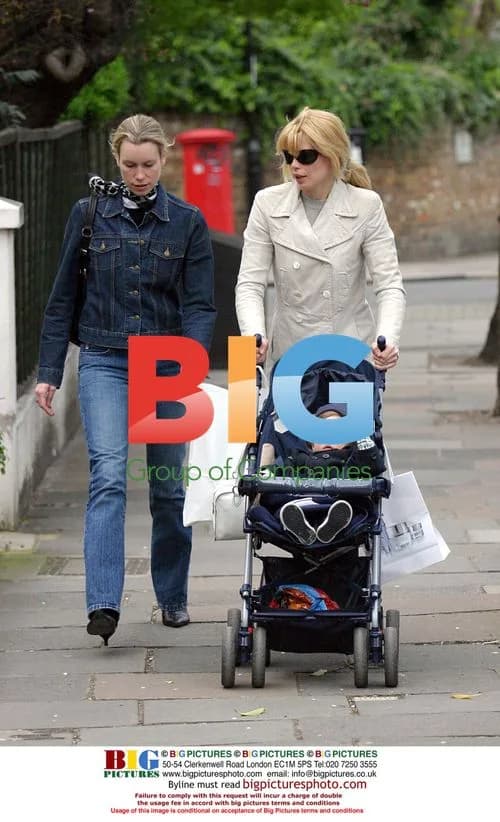 Claudia Schiffer out with baby and sister in London