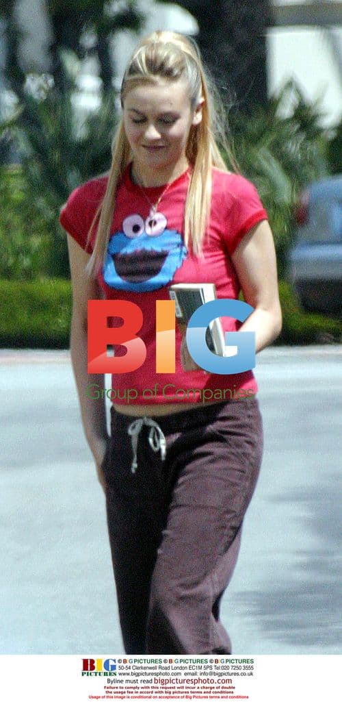 Kevin Bacon and Alicia Silverstone in Fun Costumes