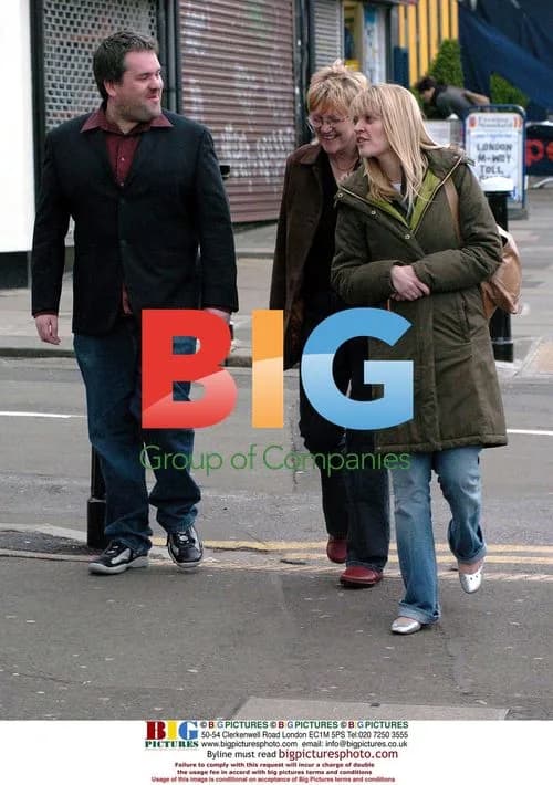 Chris Moyles Lunch with Mom and Girlfriend