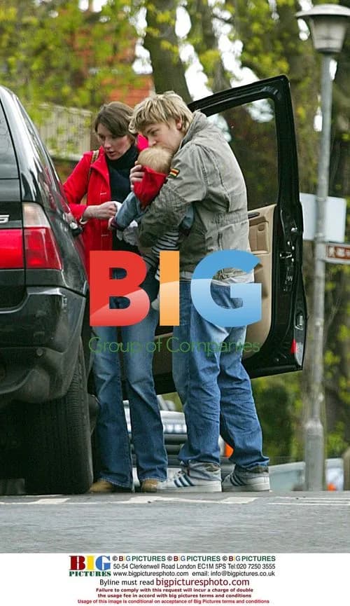 Jamie Oliver with Family