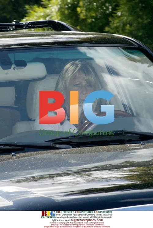 Jennifer Aniston Hosts Baby Shower for Courteney Cox