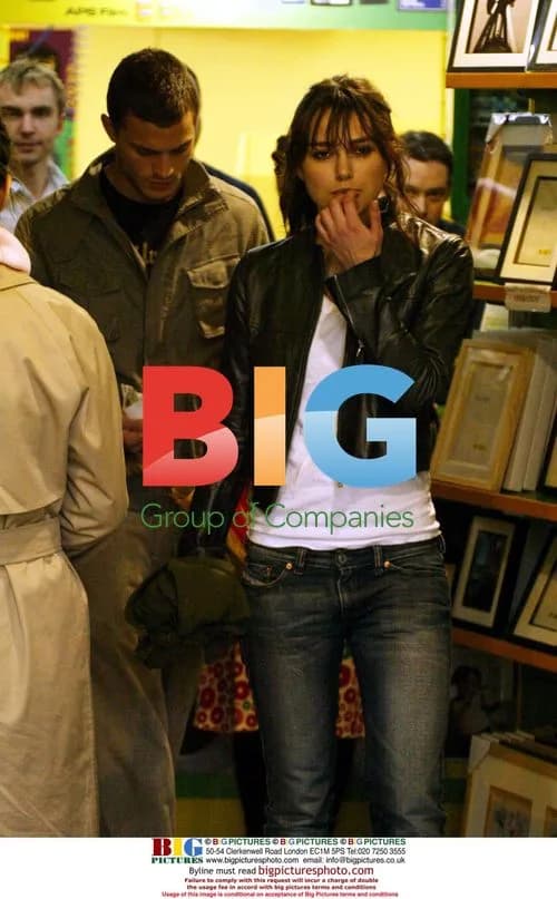 Keira Knightley shopping with mystery man