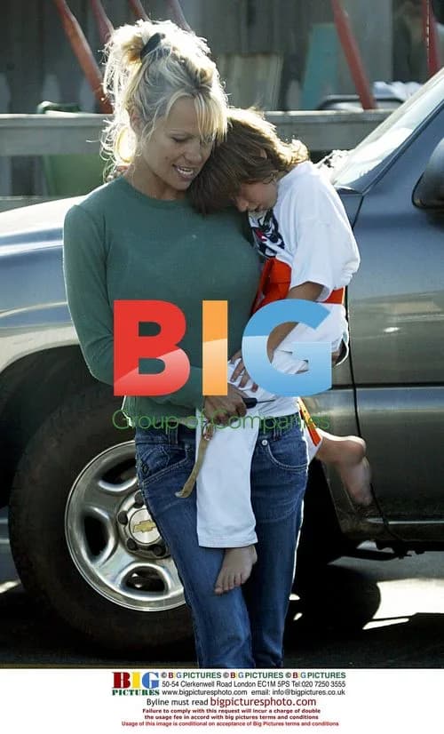 Pamela Anderson picks up son from karate