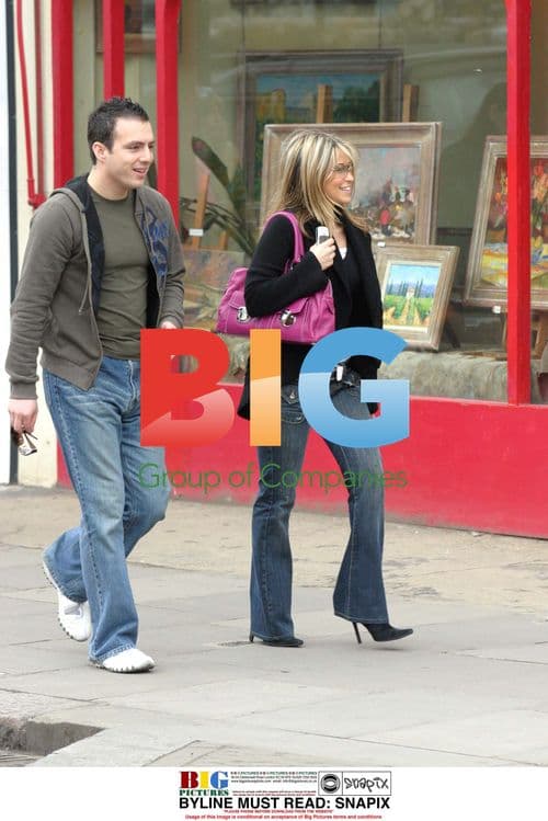 Rachel Stevens & Male Companion Shopping in London