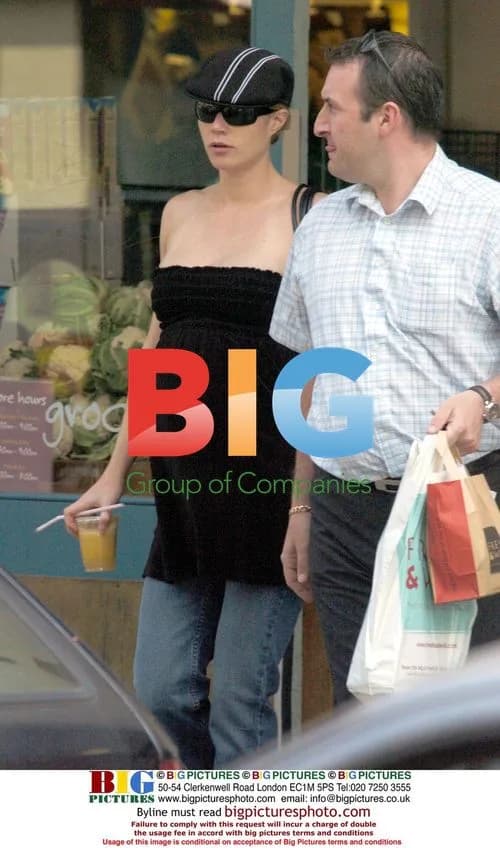 Pregnant Gwyneth Paltrow at Fresh and Wild
