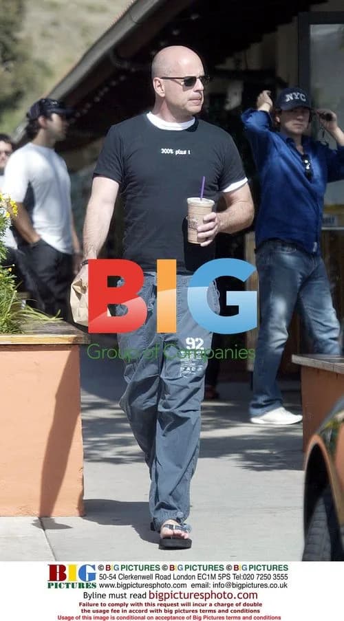 Bruce Willis Gets Iced Coffee in Malibu