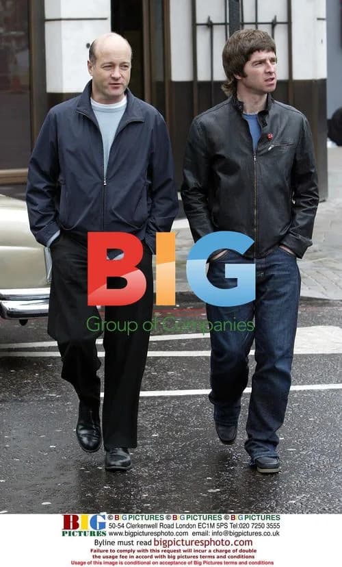 Noel Gallagher Walking in London