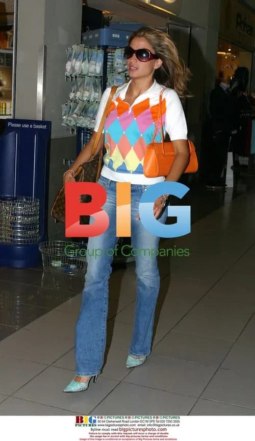 Rebecca Loos Departs for Madrid
