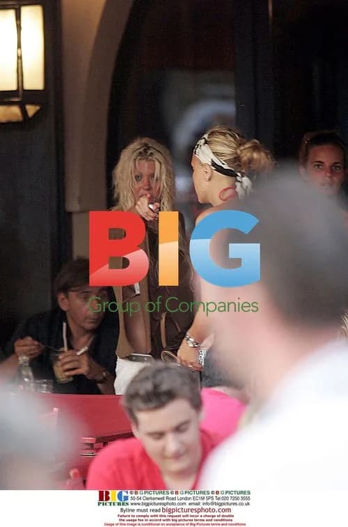 Tara Reid on holiday with friends in St-Tropez