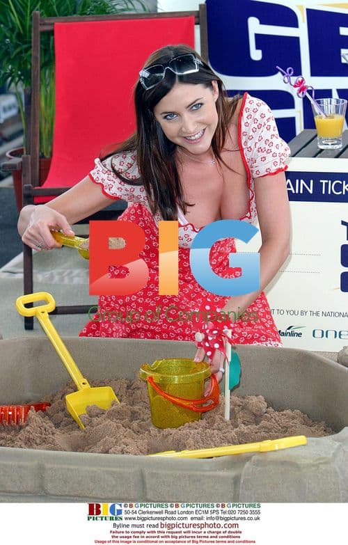 Model Lisa Snowdon Launches Rail Ticket Giveaway