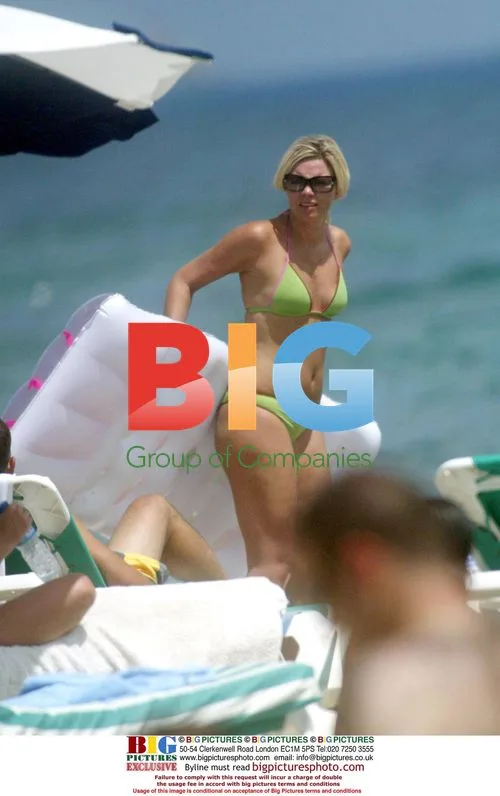 Nicole Appleton, Kate Thornton on Ibiza Beach