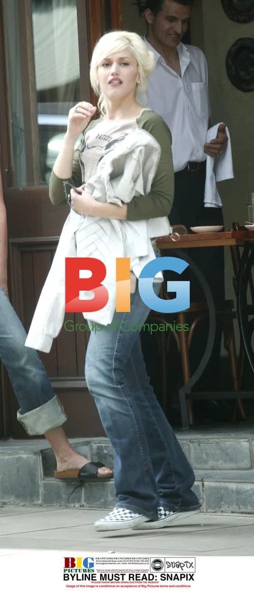 Gwen Stefani Spotted with Gavin Rossdale and Dog