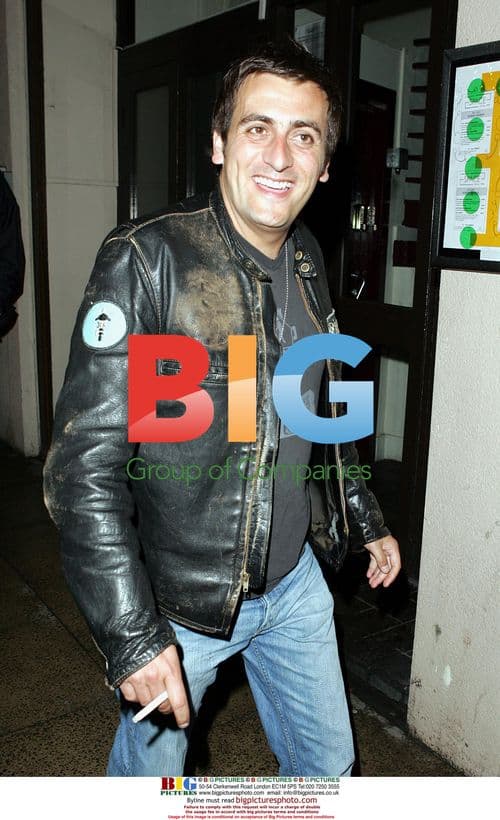 Corrie Cast Celebrate Birthdays