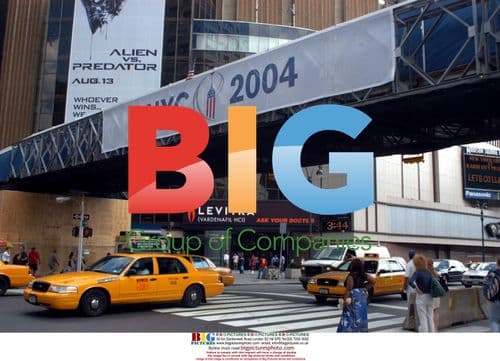 Covered walkway for VIPs at 2004 RNC