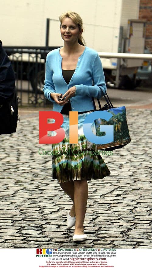 Debra Stephenson Leaving Coronation Street Set