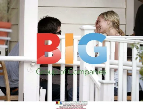 Kirsten Dunst and Jake Gyllenhaal spotted together