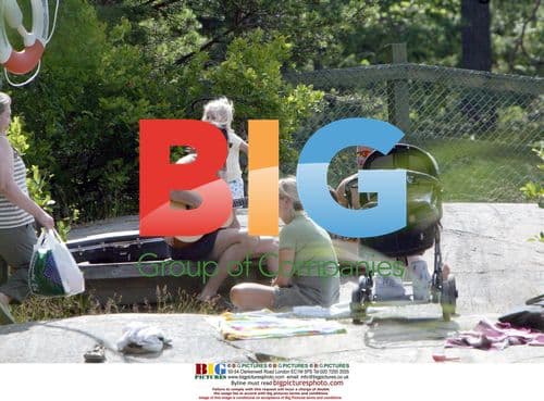 Ulrika Jonsson and Lance Gerrard-Wright on Family Vacation