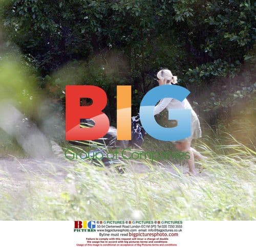 Ulrika Jonsson and Lance Gerrard-Wright on Family Holiday