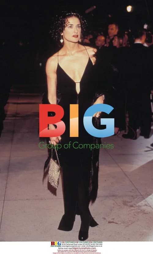 Demi Moore at 1998 Academy Awards