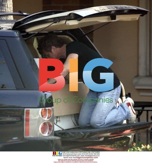 Sean Penn and Son Shopping in Malibu