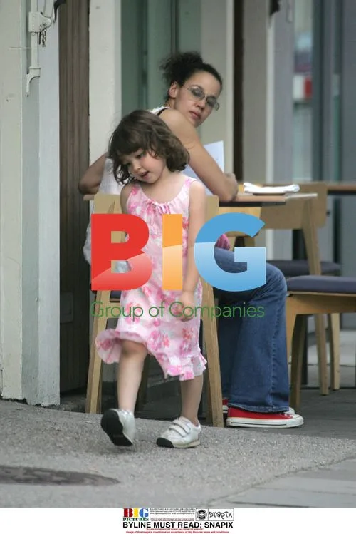 Damon Albarn's family at cafe