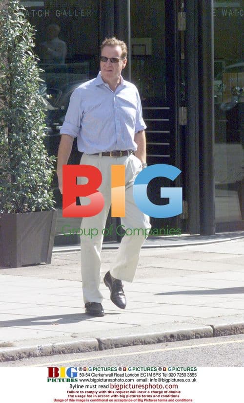 Reality TV Star James Hewitt Visits Chelsea Gallery