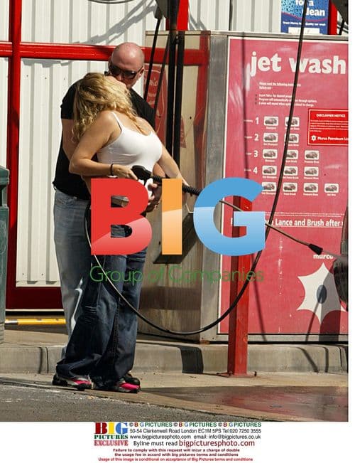 Pregnant Charlie Brooks Cleans Car