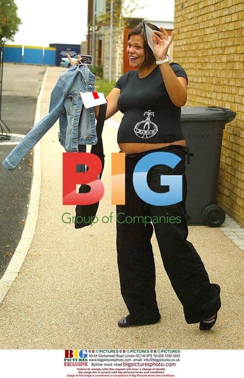 Pregnant Jade Goody Passes Driving Test