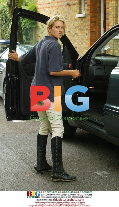 Lucy Henman Returns Home After Errands