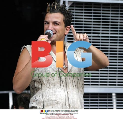 Peter Andre Performing at Pop Into The Park
