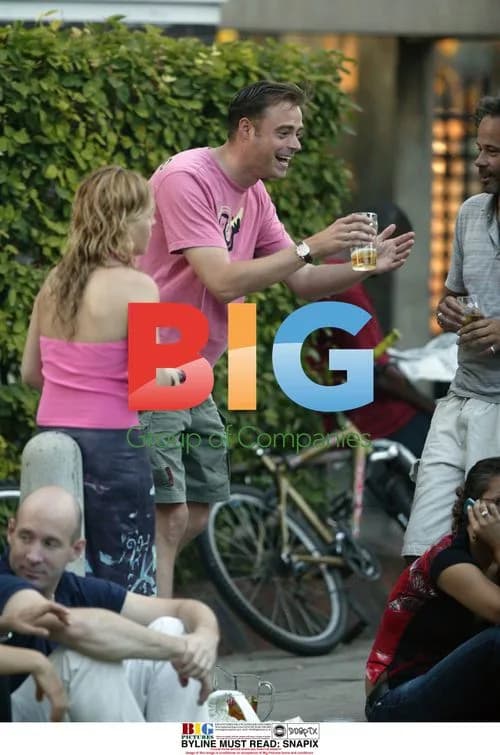 Jamie Theakston Seen with Friend in London