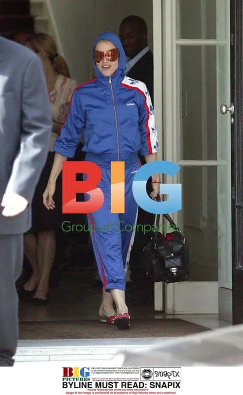 Madonna Shopping in London