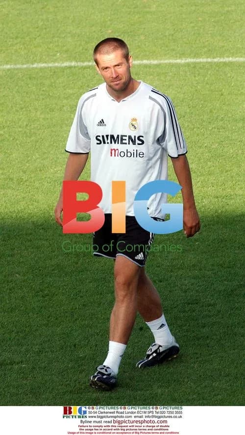 Beckham and Owen Train at Real Madrid