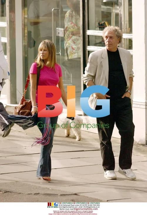 Rachel Stevens Shopping with Dad