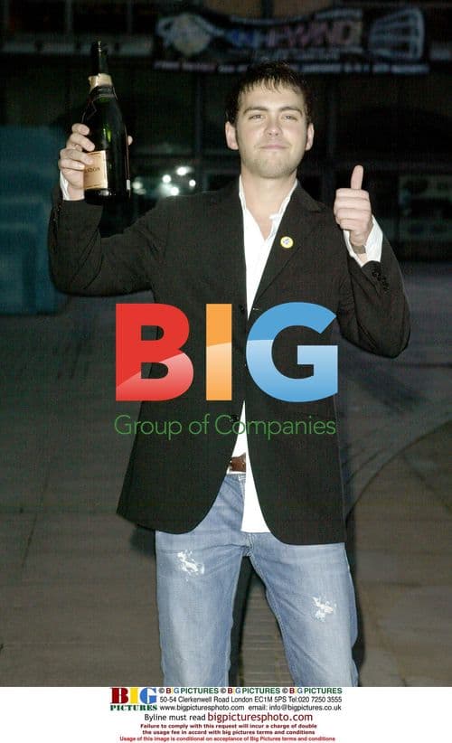 Coronation Street stars say farewell to Bruno Langley