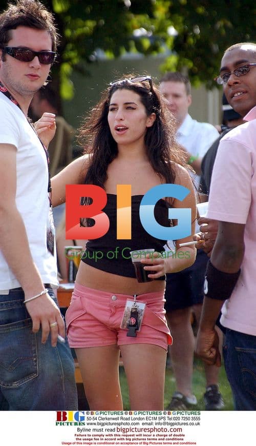 Amy Winehouse at V Festival 2004