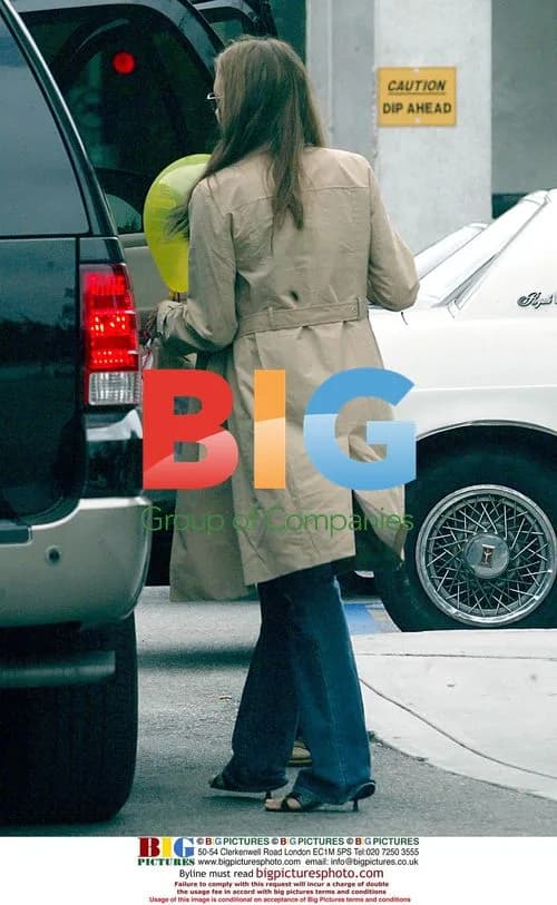 Angelina Jolie Shopping in Beverly Hills