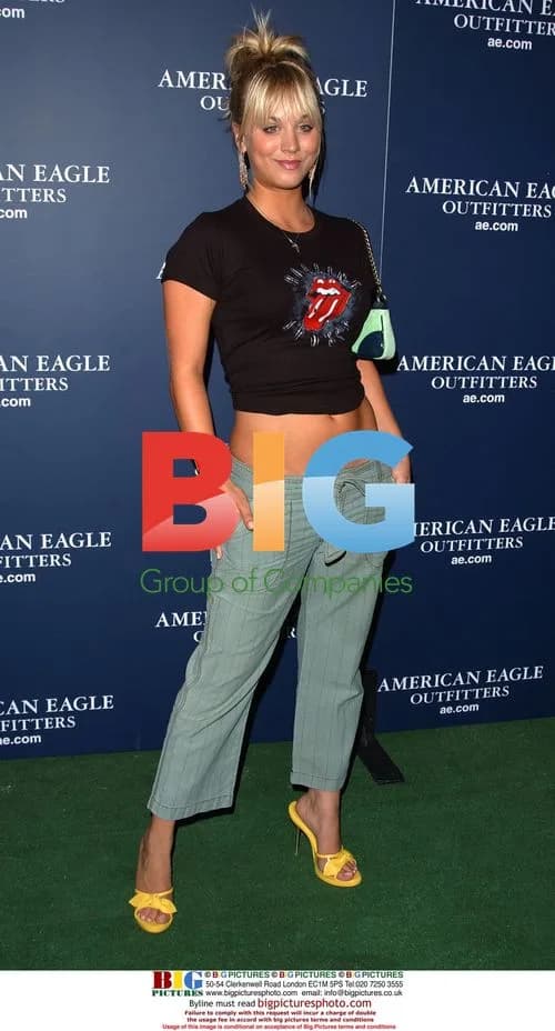 Kaley Cuoco at American Eagle Opening