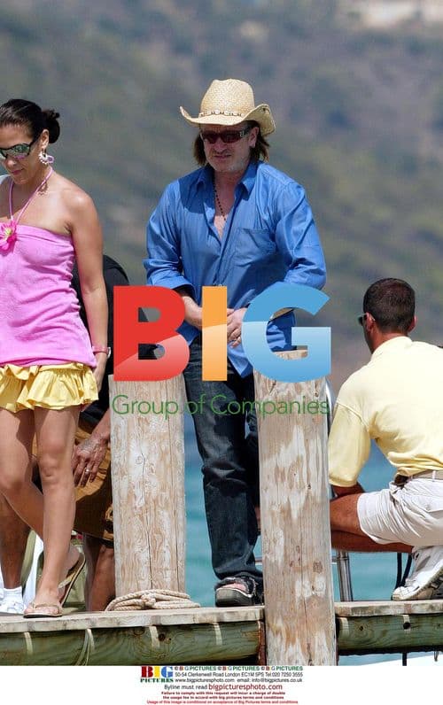 Bono and Dr Dre on French Vacation