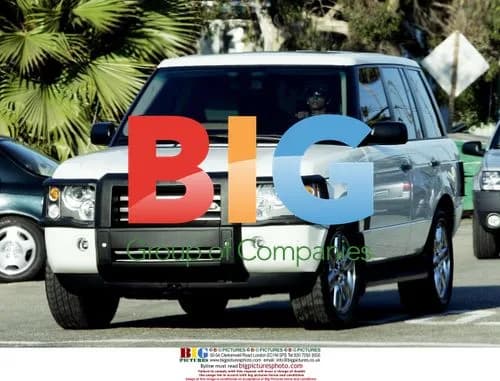 Halle Berry in new Range Rover in Malibu