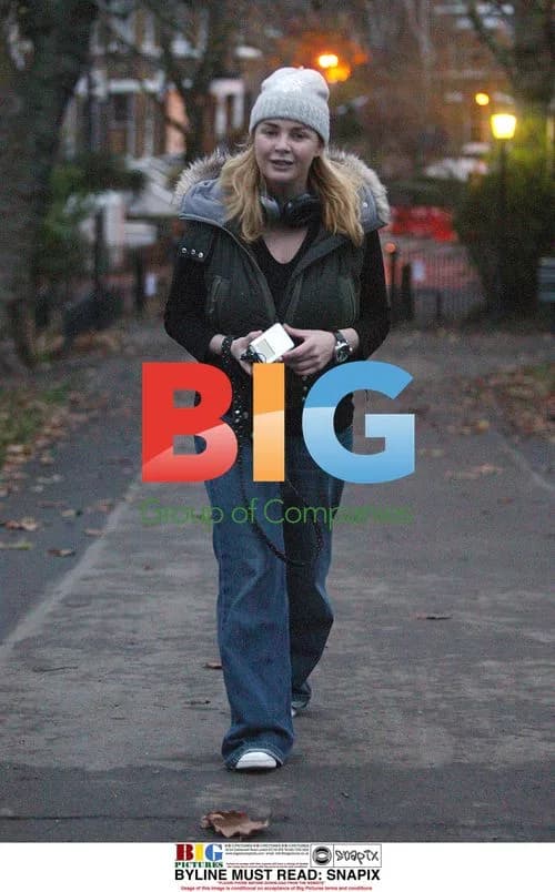 Gail Porter Hipgrave enjoys dog walk in London