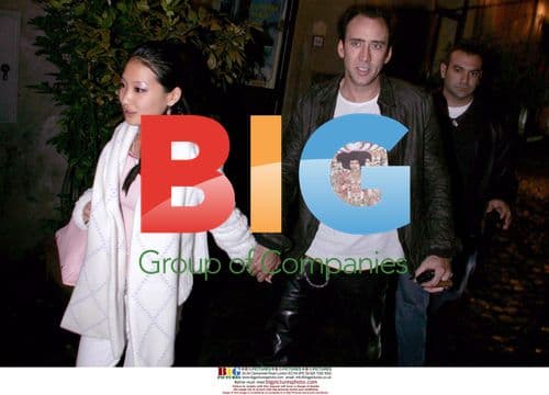 Nicolas Cage dining in Rome with wife and friends