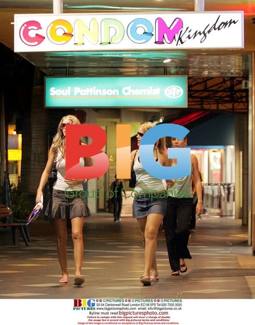 Model Emma B with Step Sisters Shopping