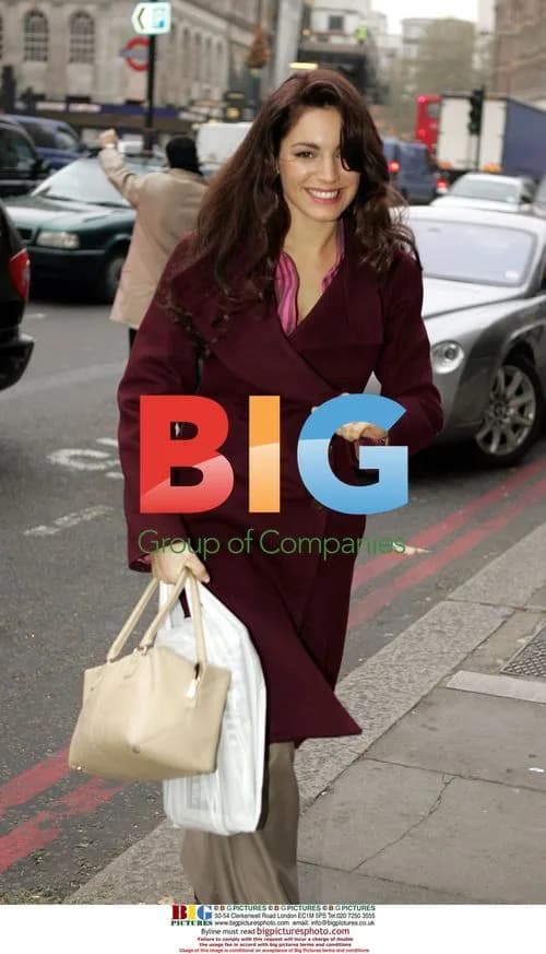 Kelly Brook Returns to Hotel After GMTV Interview