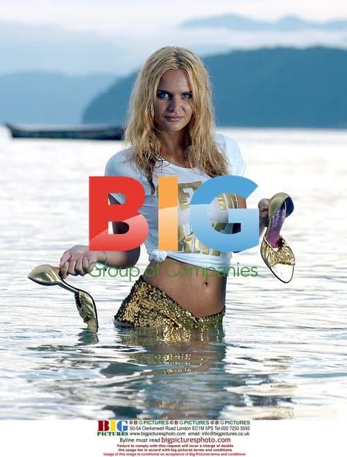 Argentine Model Amalia Granata's Night with Robbie Williams