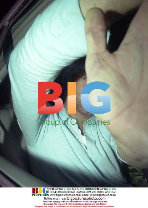 Singer Brian MacFadden gets camera shy