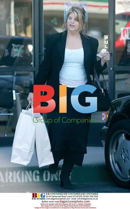 Pregnant Kirsty Alley Out Shopping in Burbank