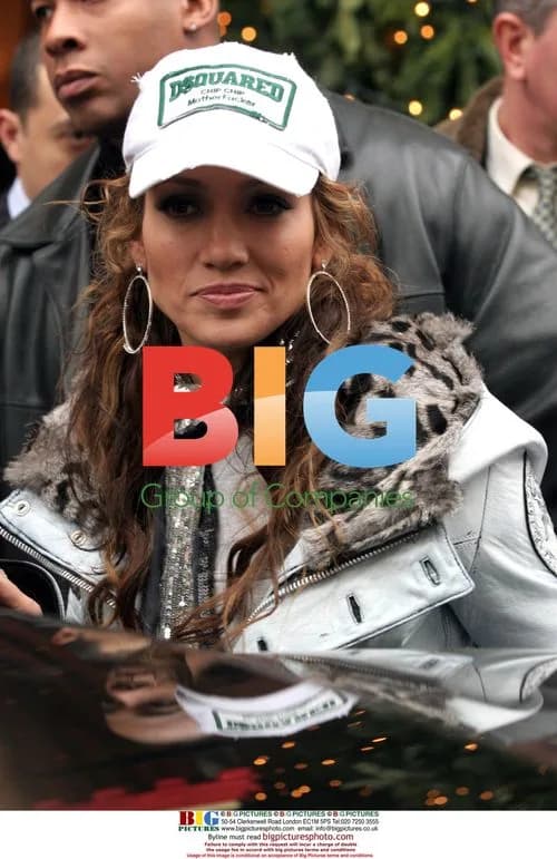 JLO Exits Paris Plaza Hotel