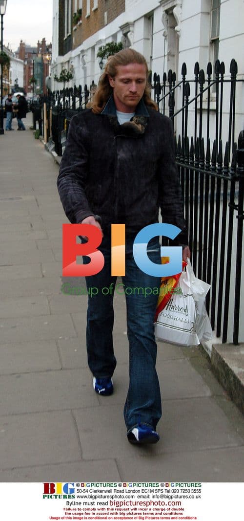 Emanuel Petit Out Christmas Shopping